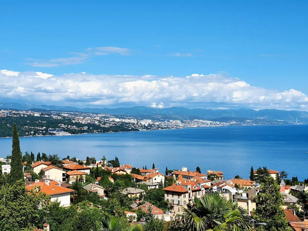 Apartments Bonavista Opatija 0*,